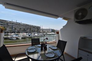 RNET - 1-8 Puerto Madeira Canal View - 3hvězdičkové hotely ve městě Roses