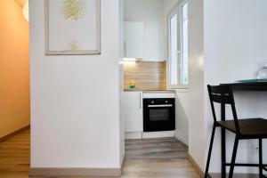Quiet one-bedroom flat close to the metro