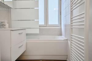 Appartements Quiet one-bedroom flat close to the metro : photos des chambres