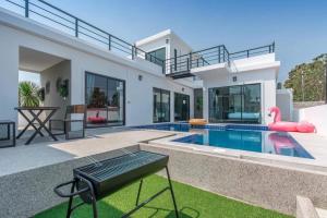 Modern Enjoy Pool Villa Hua-hin