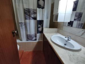 10B Invicta - Casas & Papéis