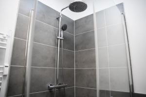 Ideal für Geschäftsreisende, Messe- & Uniklinikumsbesucher! Arbeitsplatz, Boxspring