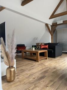 DESIGN-Studio CHURCH 46