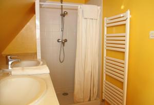 Maisons d'hotes La Cuvellerie : photos des chambres