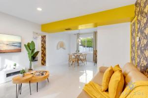 Hollywood Broadwalk Haven - Free Parking