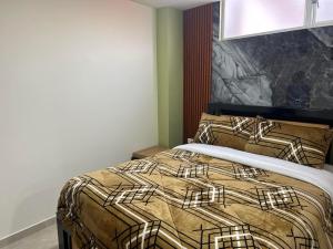 Hotel Colonial House