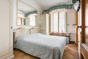 Doppel- oder Zweibettzimmer