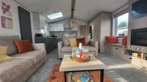 Honeycomb Lodge - Holiday Home 5 min from Padstow - Little Petherick