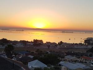 Albatros Nes 49 Van Spilberg Road Saldanha