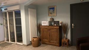 Hotels Aux Trois Jean : photos des chambres