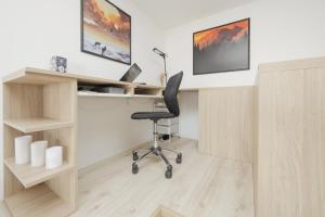 Business Studio Sikorskiego by Renters