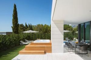 Exclusive Villa Calma I & II - two heated pool&spa