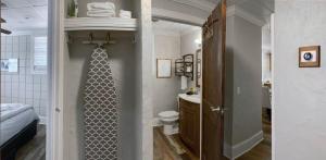 Comfortable Cottage on the Blue Mile - Close to GSU!