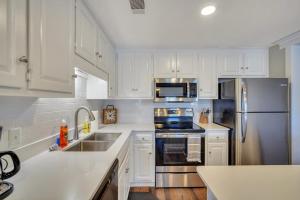 Downtown Loft - Above Bull & Barrel & Close to Georgia Southern