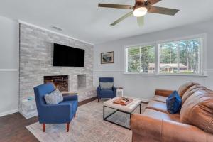 Southern Splash Retreat Poolside Paradise by GSU