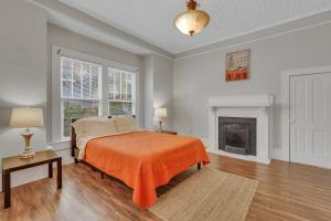 Historic Southern Home - close to downtown and GSU