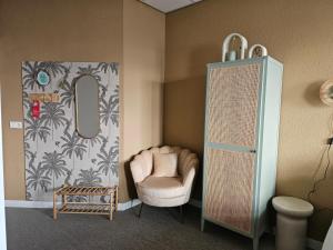 Deluxe Sea Side Loggia and Elevator Access Twin Room room in Hotel Restaurant Solskin