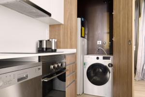 Renovated El Born 2br nr Port Vell BCN-59