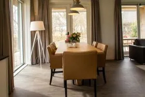 Rheelanden 27-14 - 尤菲蒂