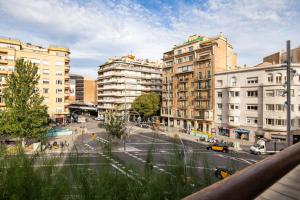 Blueground Galvany balcony BCN-114