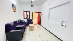 White House - 2BHK - Esha Apartment - Tudiyalūr
