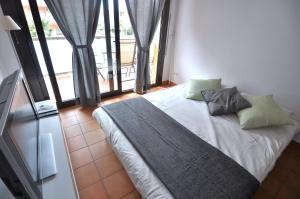 RNET - Roses II - 2-9