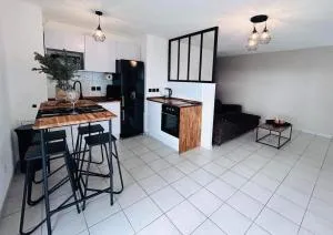 Lormont City, proche Bordeaux, piscine et parking - 圣艾米隆