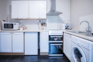 Primrose - 1 Bedroom Cottage - Llanteg