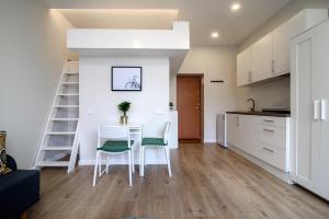 Modern 1BR Near Gates of Dawn Special Offer