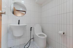 Modern Style Townhome 2BR near CNX moat