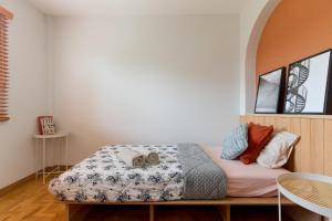 Modern Style Townhome 2BR near CNX moat