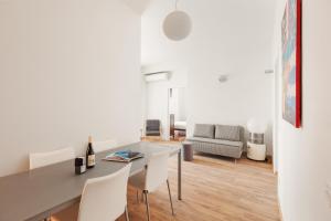 Vatican Lovely 2BR Apartment with Terrace