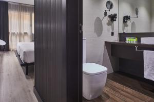 Triple Room room in Silken Gran Teatro
