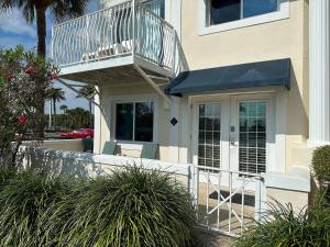 Patio Condo Deluxe 2br - Sleeps 5 Guests 312 - 4hvězdičkové hotely ve městě Mys Canaveral