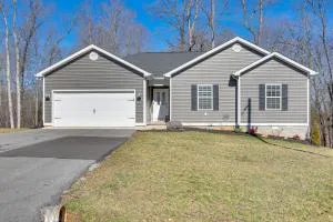 Lovely Scottsville Home, Minutes to Bowling Green - Franklin