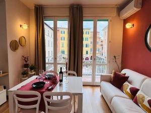 AwesHomeItaly - The Little Beauty Studio