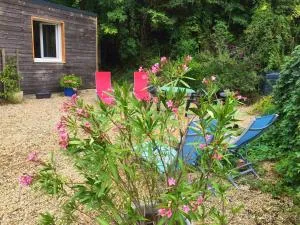 Maison accueillante à Bléré avec cheminée et terrasse - Dierre