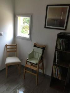 Maison accueillante à Bléré avec cheminée et terrasse