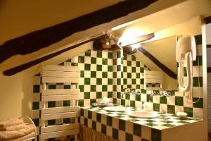 Hotels Le Clement V : Chambre Familiale Supérieure