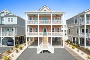 The Carlton Brunswick Vacation Rentals Private Pool and beach access - Monogram