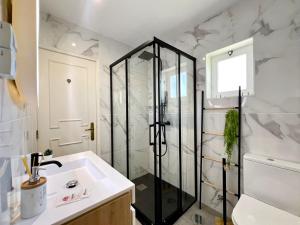 Vilamoura Brightness Villa With Pool by Homing