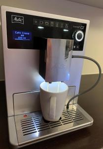 My Private Hannover Home - 3 Bed Rooms - Messe - Faiground and City - WiFi - Work - Parking