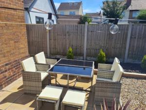 5Bed House Wirral near Liverpool Chester