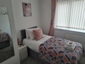 5Bed House Wirral near Liverpool Chester