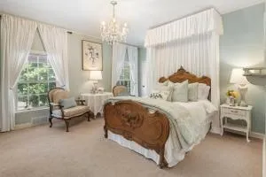 Beland Mansion-Magnolia suite! - Roland