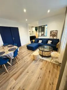 Maison spacieuse privatisée ou à la chambre - Places de parking - Saint-Michel