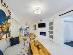 Oceanfront Royal Mansions! Paradise Awaits! - 4hvězdičkové hotely ve městě Mys Canaveral