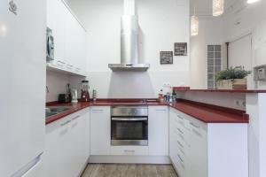 Pl Universitat Bright and cozy 2BD - 2BTH
