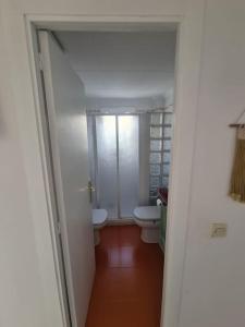 Nice beachside 2-BD apt near Barcelona