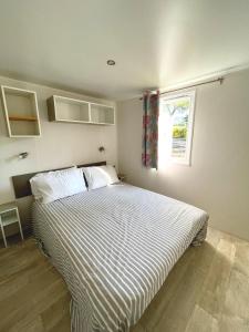 Mobil-home dans camping 4*